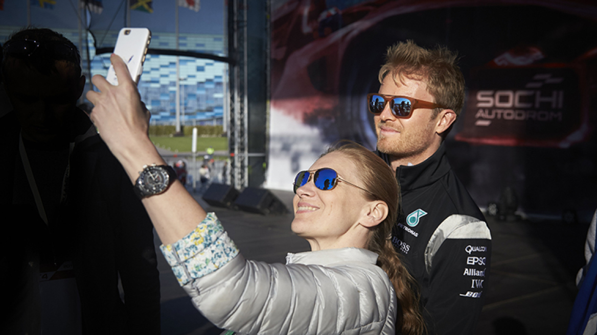 GP Ρωσίας: Ταχύτερες οι Mercedes στα ελεύθερα!